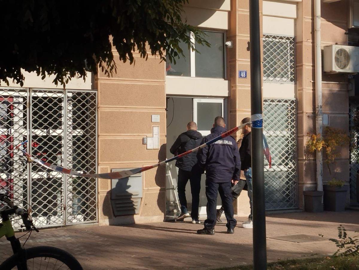 Novi Sad pronađeno je telo bebe u lokvi krvi mrtva beba (3).jpg