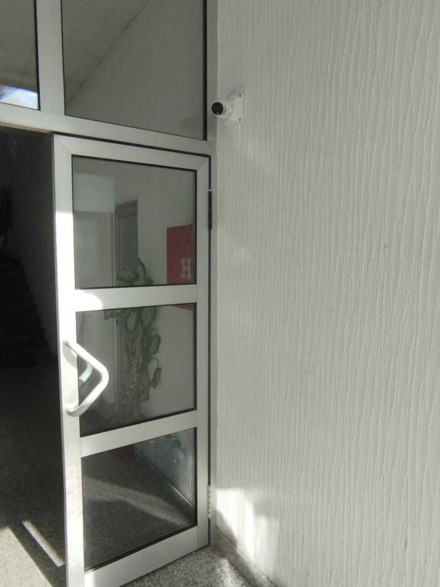 Novi Sad pronađeno je telo bebe u lokvi krvi mrtva beba