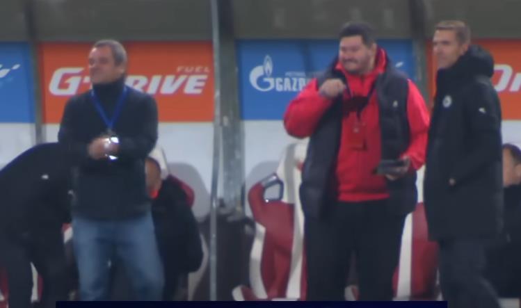 Reakcije iz IMT-a posle gola Alekse Mitića na utakmici Crvena zvezda - IMT