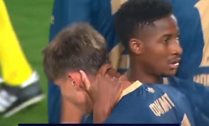 Reakcije iz IMT-a posle gola Alekse Mitića na utakmici Crvena zvezda - IMT