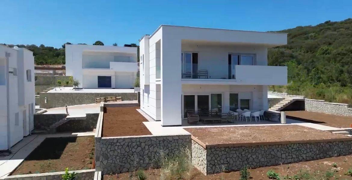 Halid Bešlić pelješac (7).jpeg