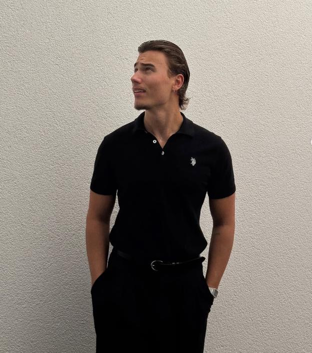 Serafim von Habsburg-Lotringen skroz u crnom.jpg