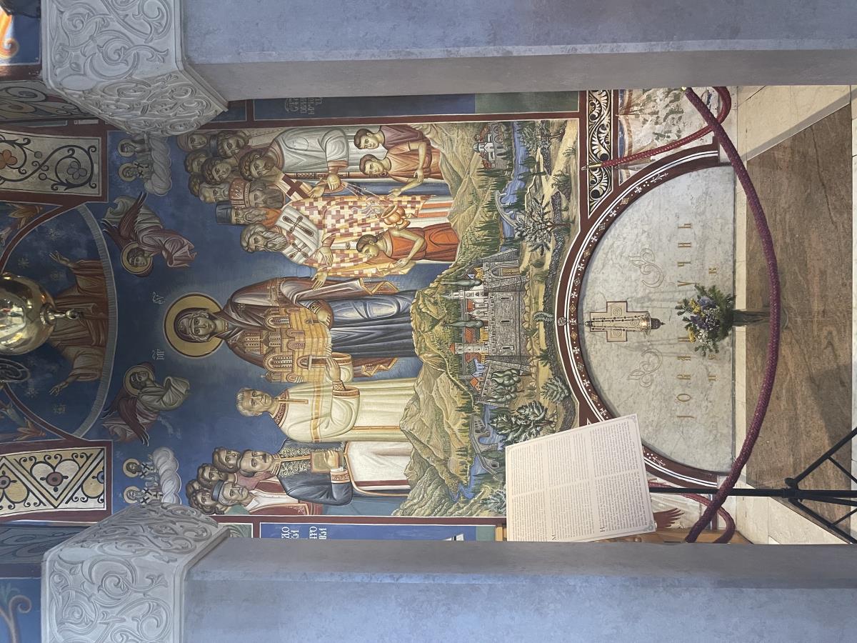 Grob Jovana Dučića u Hercegovačkoj Gračanici