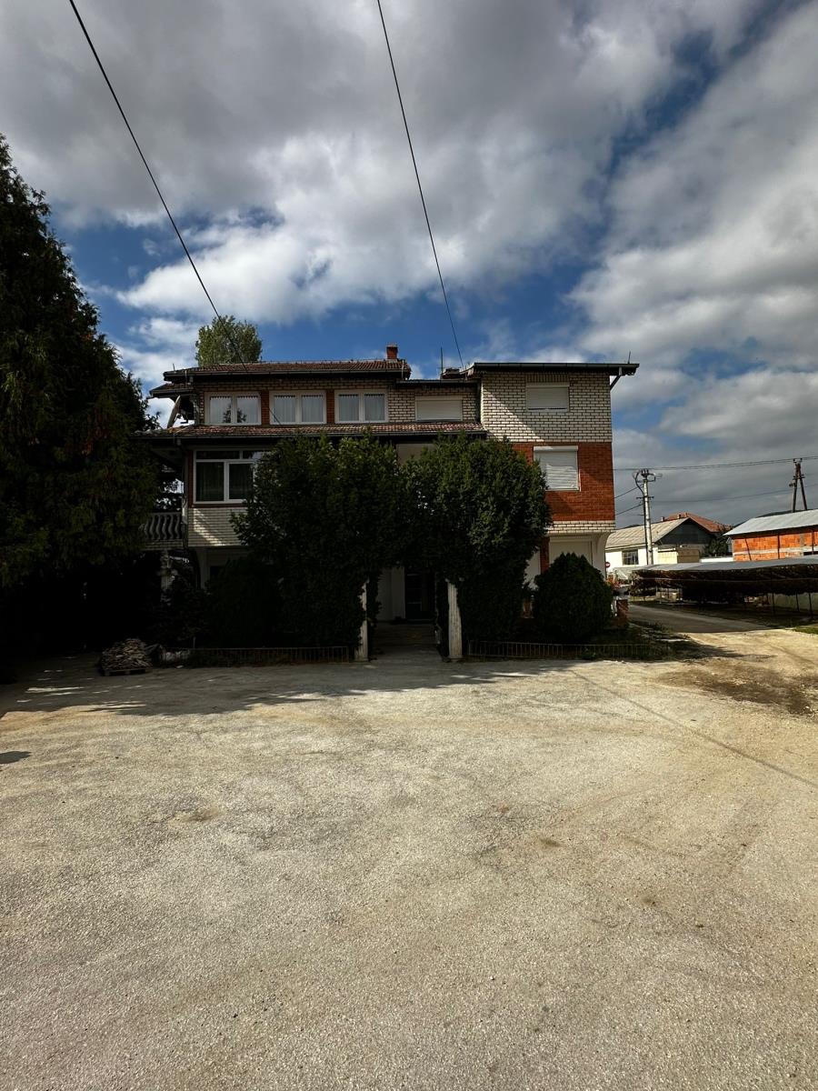 Jašar Ahmedovski (6).jpg