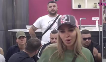 "KAD SI PRESTALA DA ME VOLIŠ?" Janjuš nikad emotivniji, obratio se Aneli, a ona nije znala šta ju je snašlo, Luka menja boje