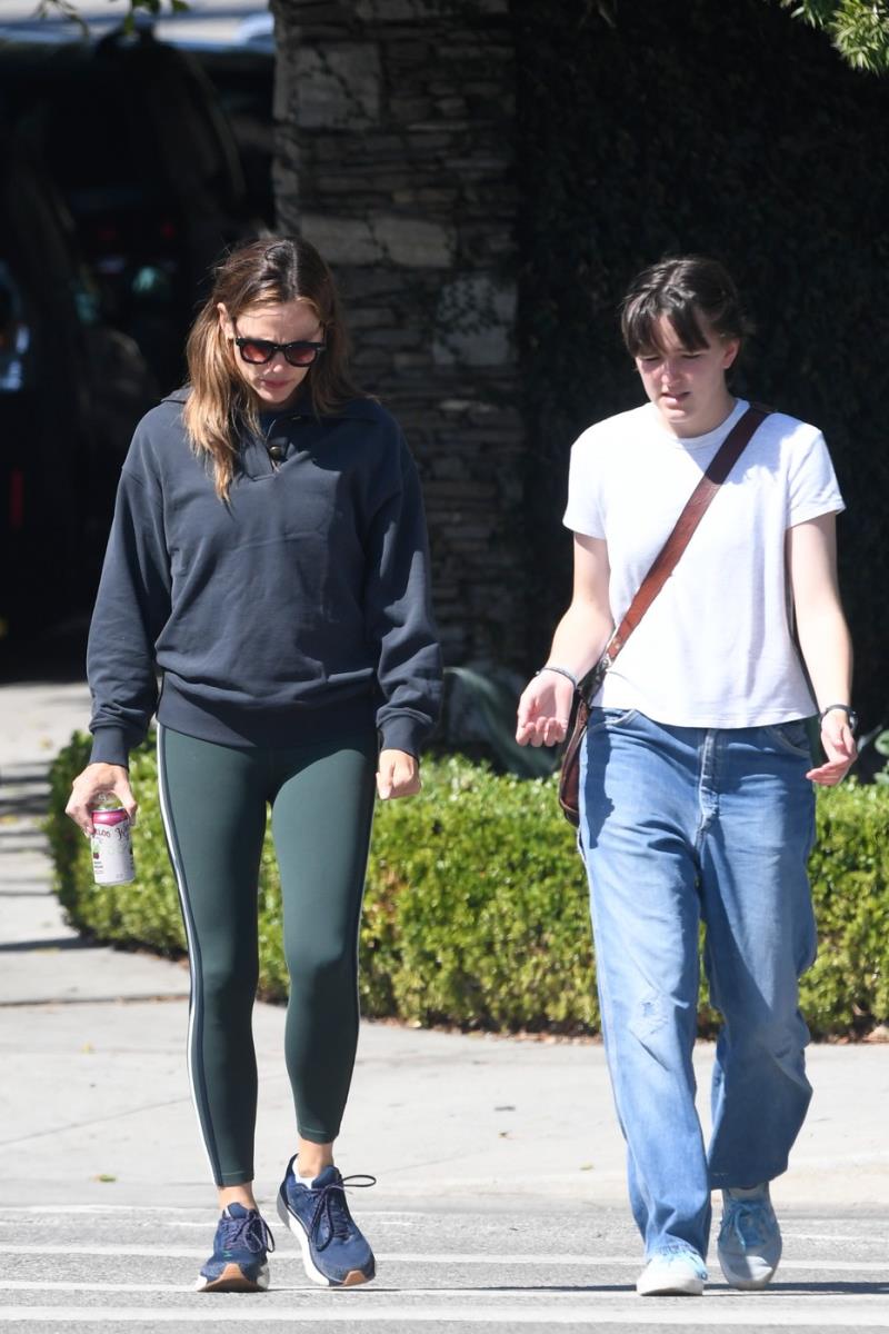 Dženifer Garner, Fin Aflek