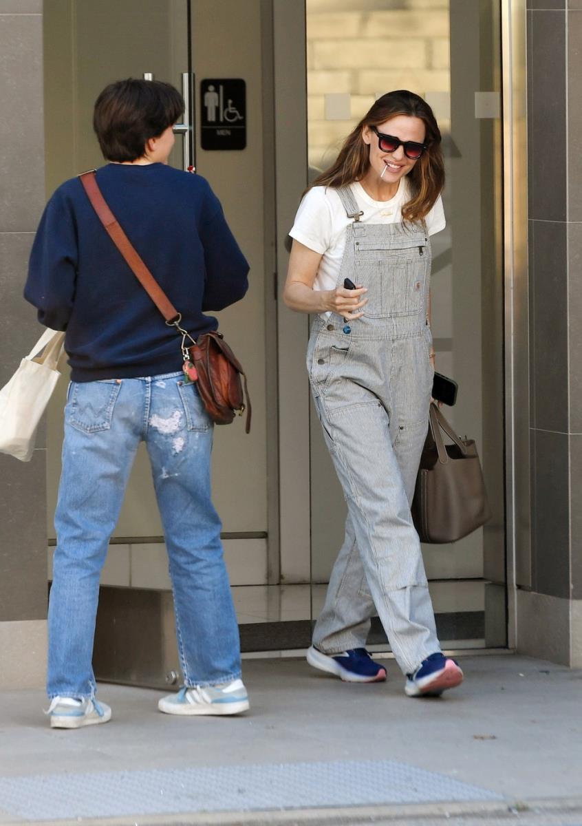 Dženifer Garner, Fin Aflek