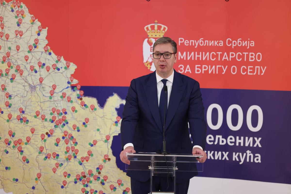 Aleksandar Vučić dodela ugovora