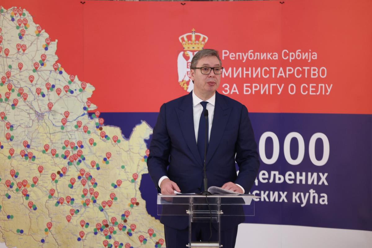 Aleksandar Vučić dodela ugovora