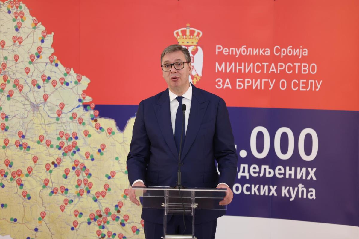 Aleksandar Vučić dodela ugovora