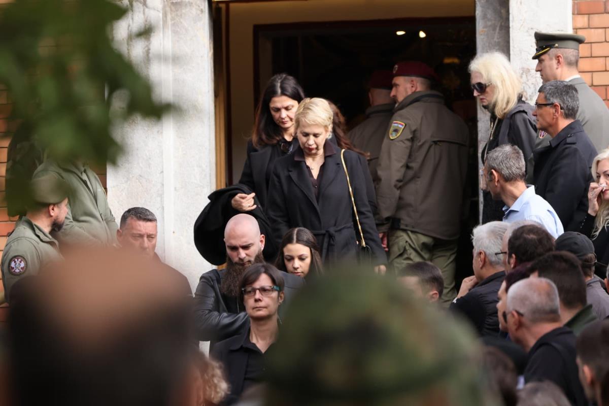 WhatsApp Image 2025-10-22 at 14.54.35.jpeg