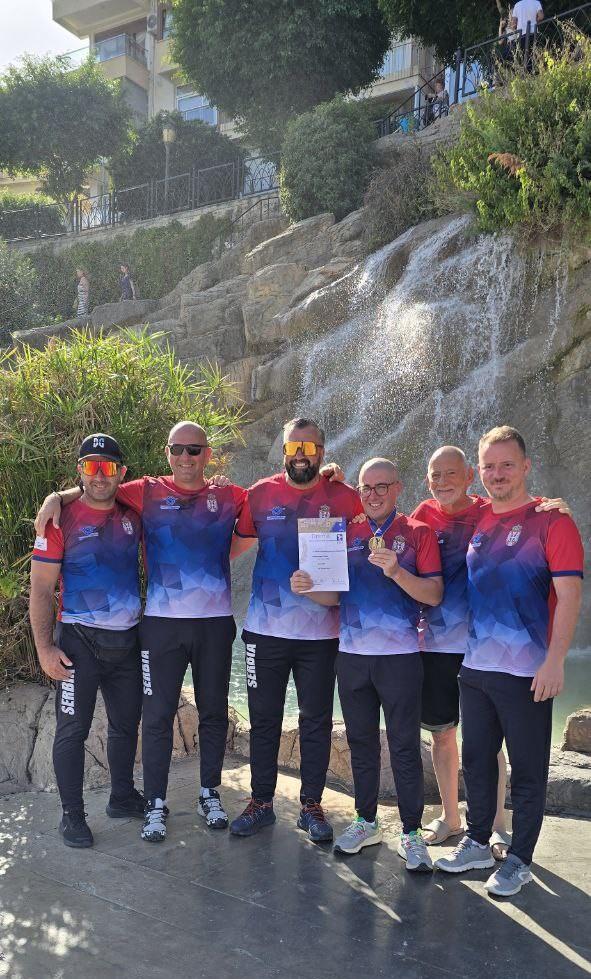 Репрезентација Србиеј у параглајдингу дисциплина прецизно слетање.jpg