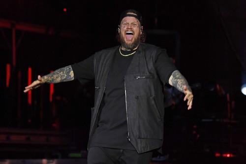 Dželi Rol nastupa na koncertu u Londonu