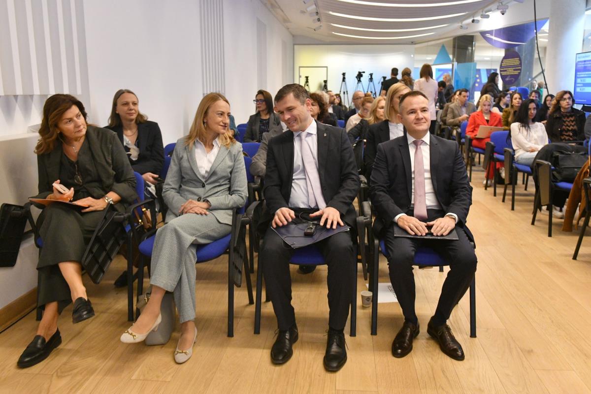 Učesnici konferencije Ujedinjenih nacija i Evropske unije Od ekonomskog rasta ka zajedničkom blagostanju