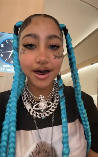 nort vest tetovaže po licu (2).png