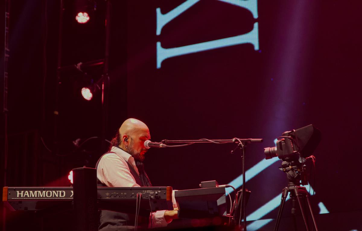 Bjelo dugme i Goran bregović (60).jpg