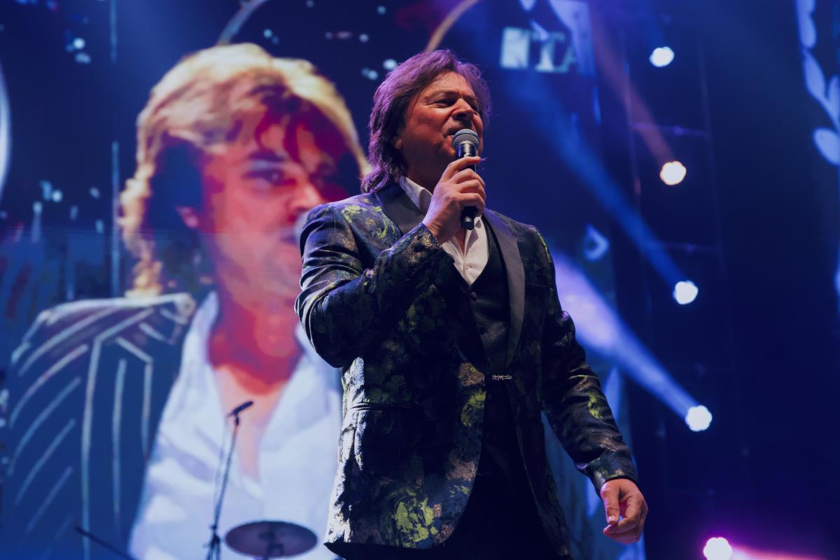 Bjelo dugme i Goran bregović (24).jpg