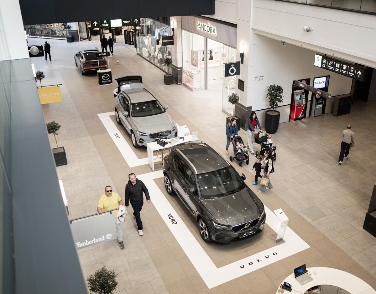 Galerija automobila Srbije (21).jpg