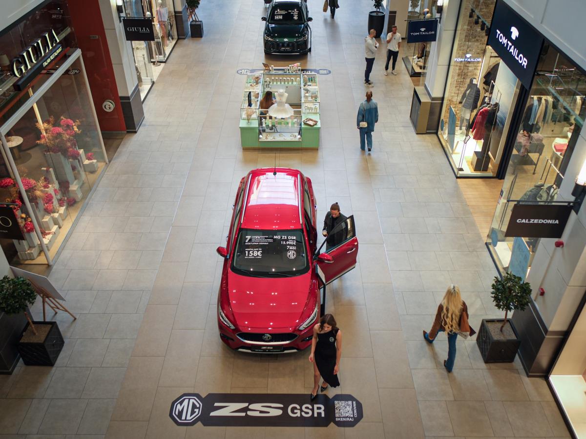 Galerija automobila Srbije (22).jpg