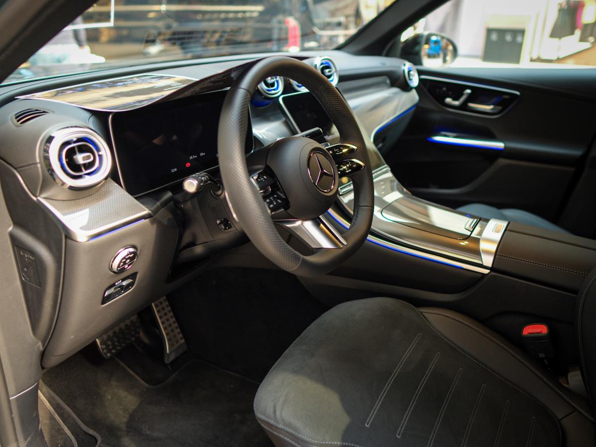 Galerija automobila Srbije (36).jpg