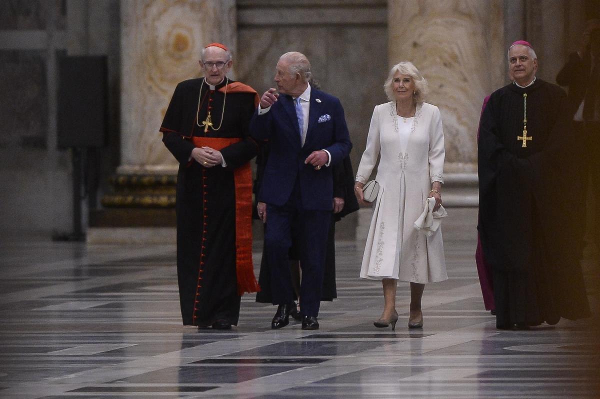 Kraljica Kamila i kralj Čarls u Vatikanu