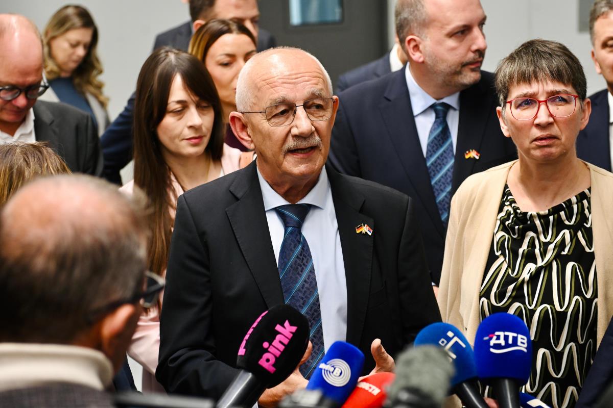 Aleksandar Vučić (3).jpg