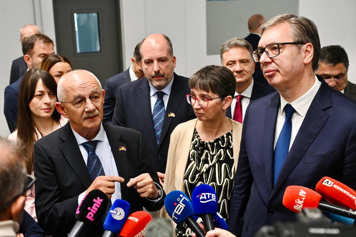 Aleksandar Vučić (4).jpg