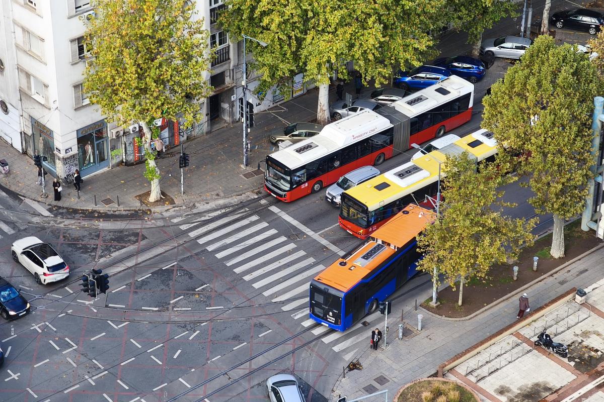autobus ,gradski prevoz ,saobraćaj
