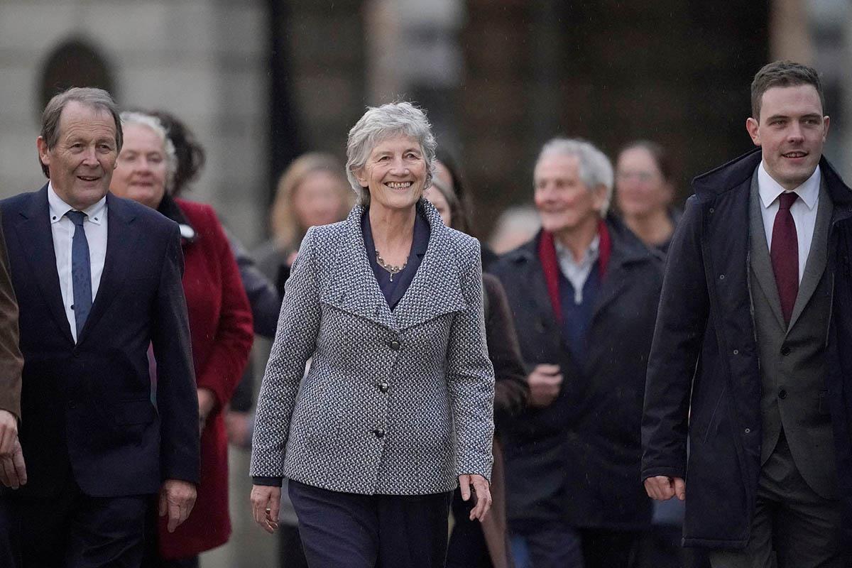 xxx02 AP Niall Carson.jpg