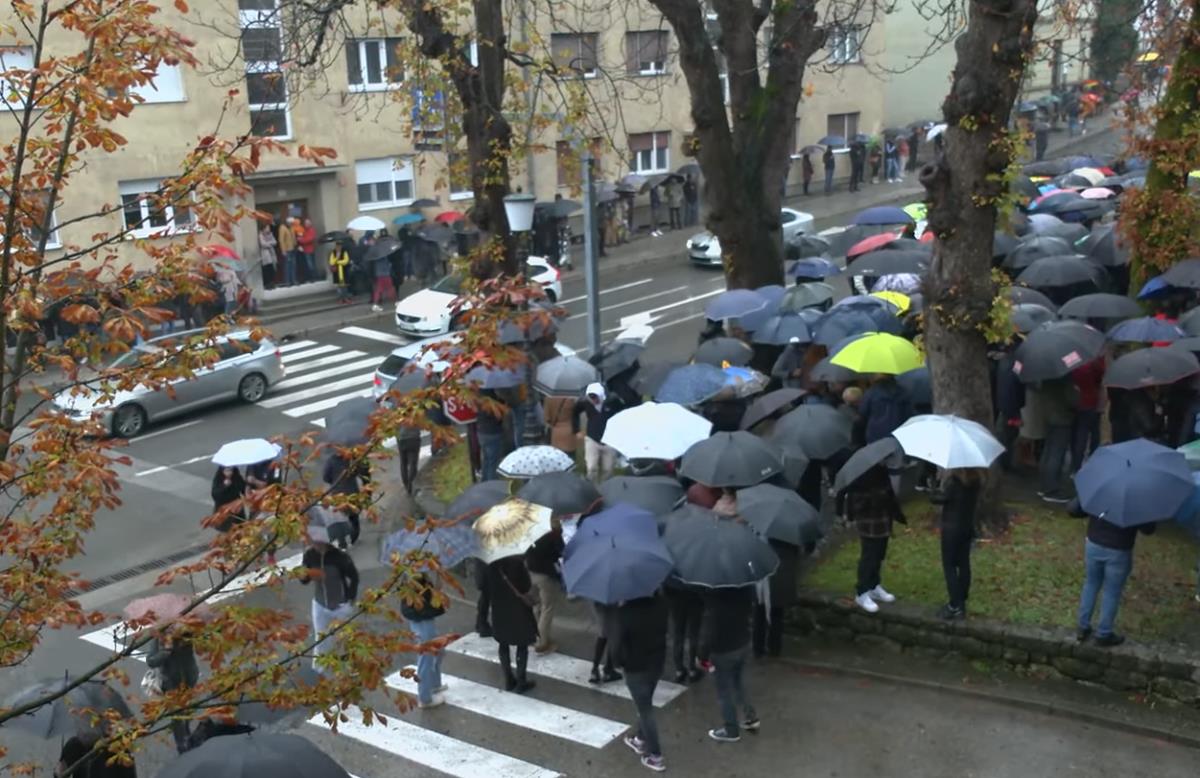 Slovenija ,Novo Mesto ,Romi ubili čoveka
