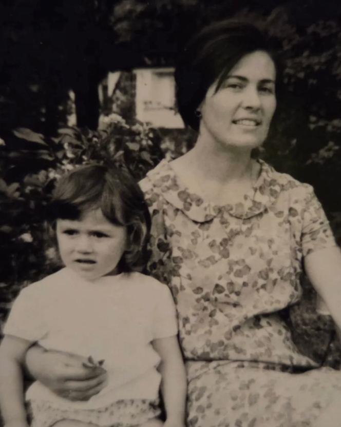 Majka Jasne Šekarić