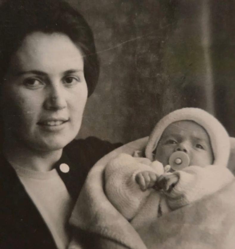 Majka Jasne Šekarić