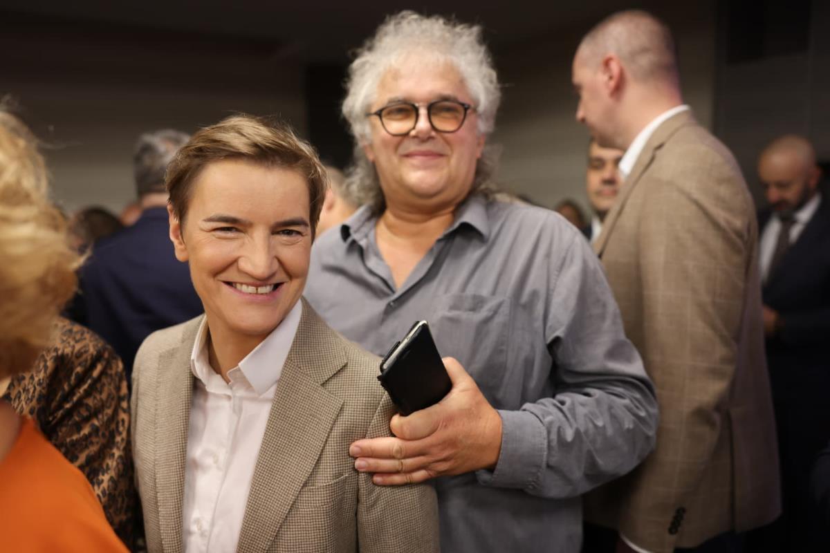 SNS slava Ana Brnabić