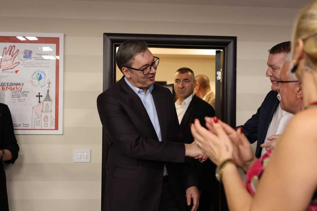 SNS slava Aleksandar Vučić