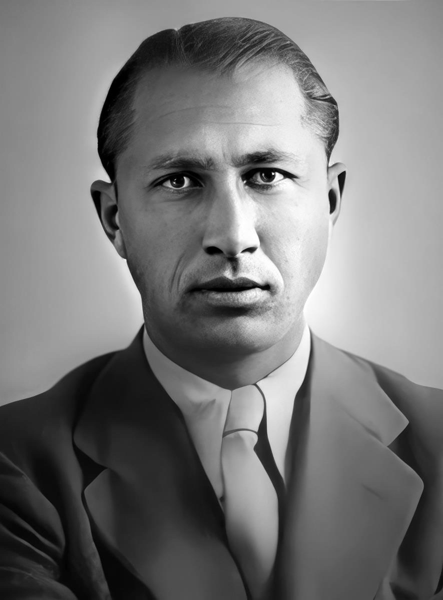 Duško Popov