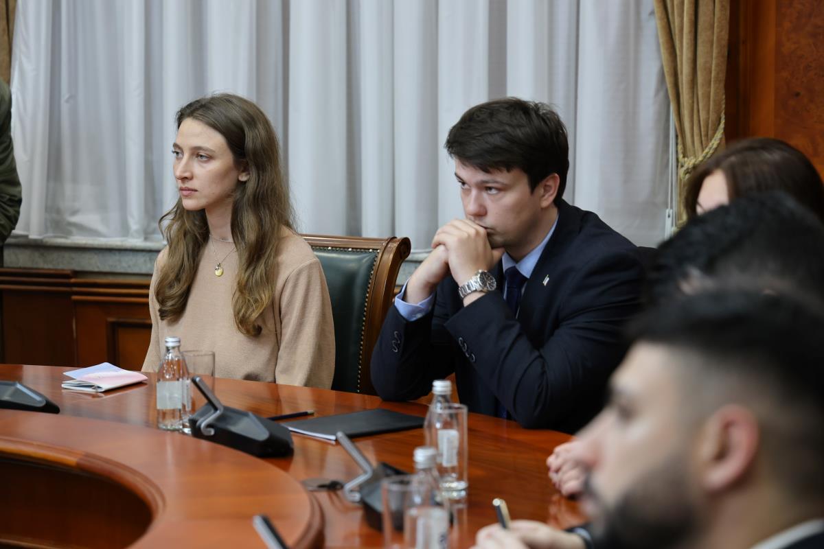 Mladi lideri iz Francuske 1 (1).jpg