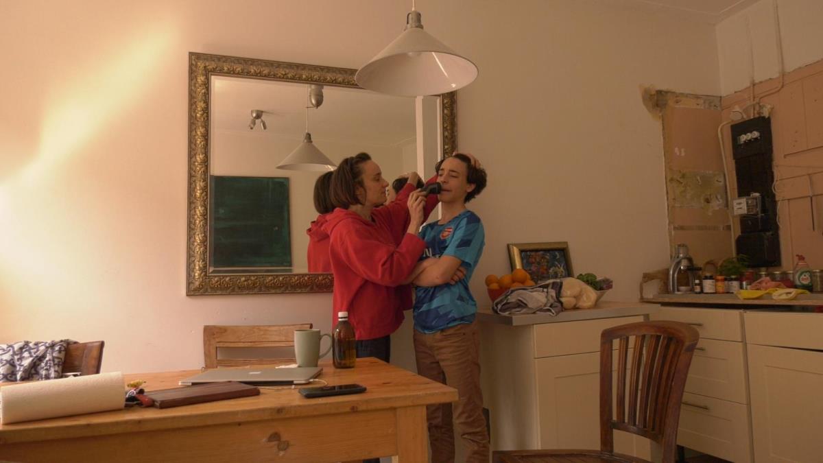 Domaći teren scena iz filma