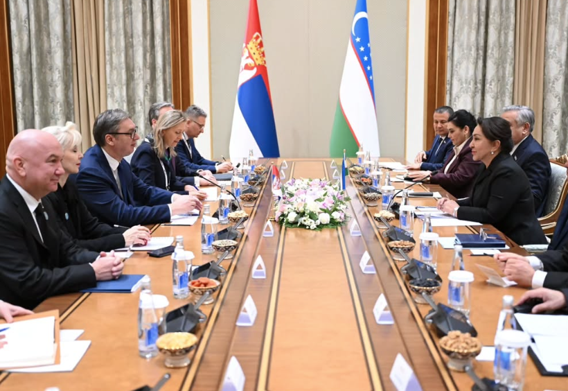 Aleksandar Vučić (5).png