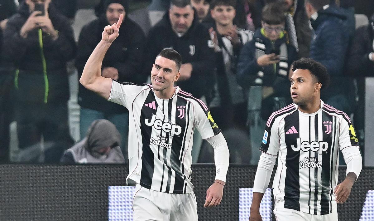 Dušan Vlahović na utakmici protiv Udinezea