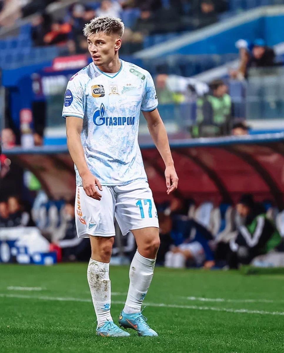 Andrej Mostovoj u dresu Zenita