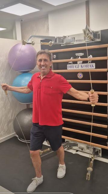 Žika Jakšić vežba