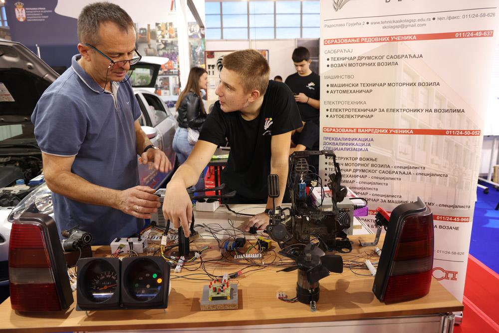 foto11 News1 Boba Nikolic.jpg