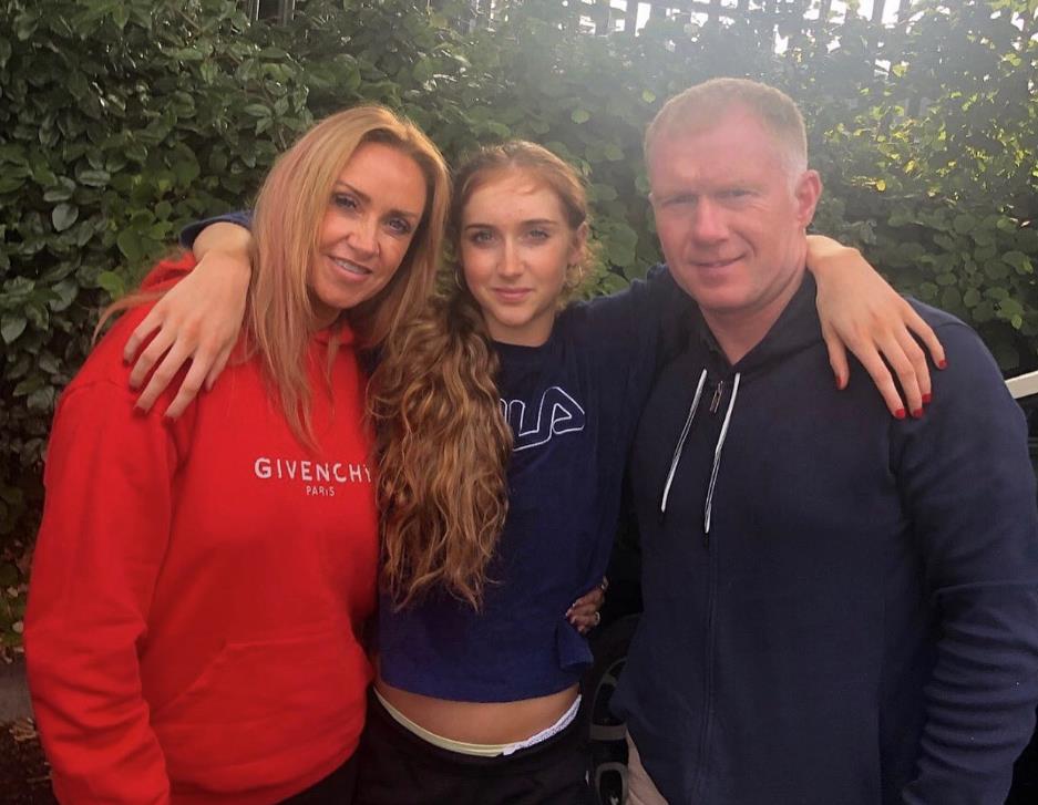 Pol Skols sa bivšom suprugom i ćerkom