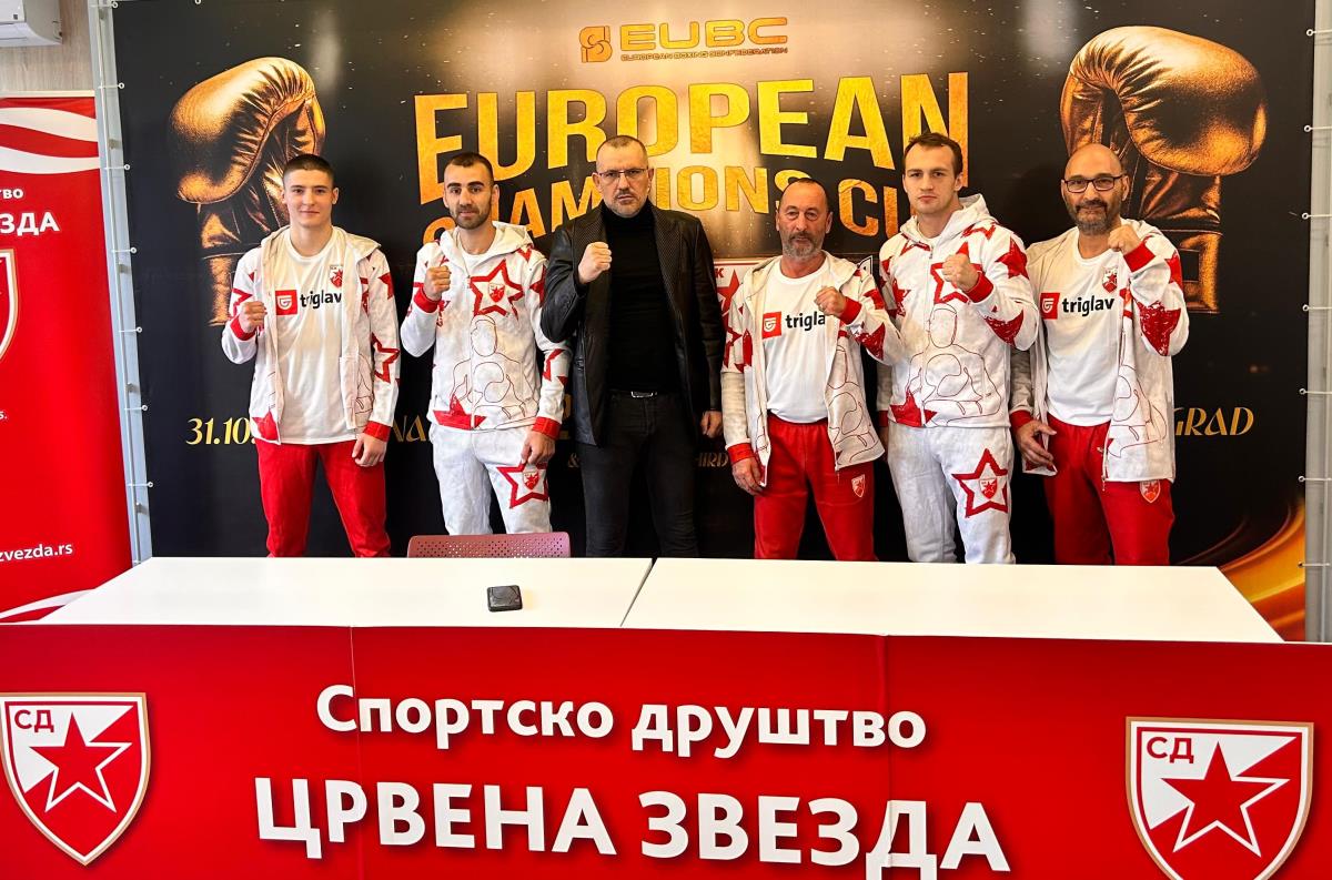 BK CZ na konferenciji.jpg