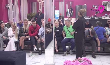 "U DUBINI DUŠE ON..." Aneli progovorila o odnosu sa Asminom, pa ga jednom rečenicom izbacila iz takta: Durdžić skočio na nju!