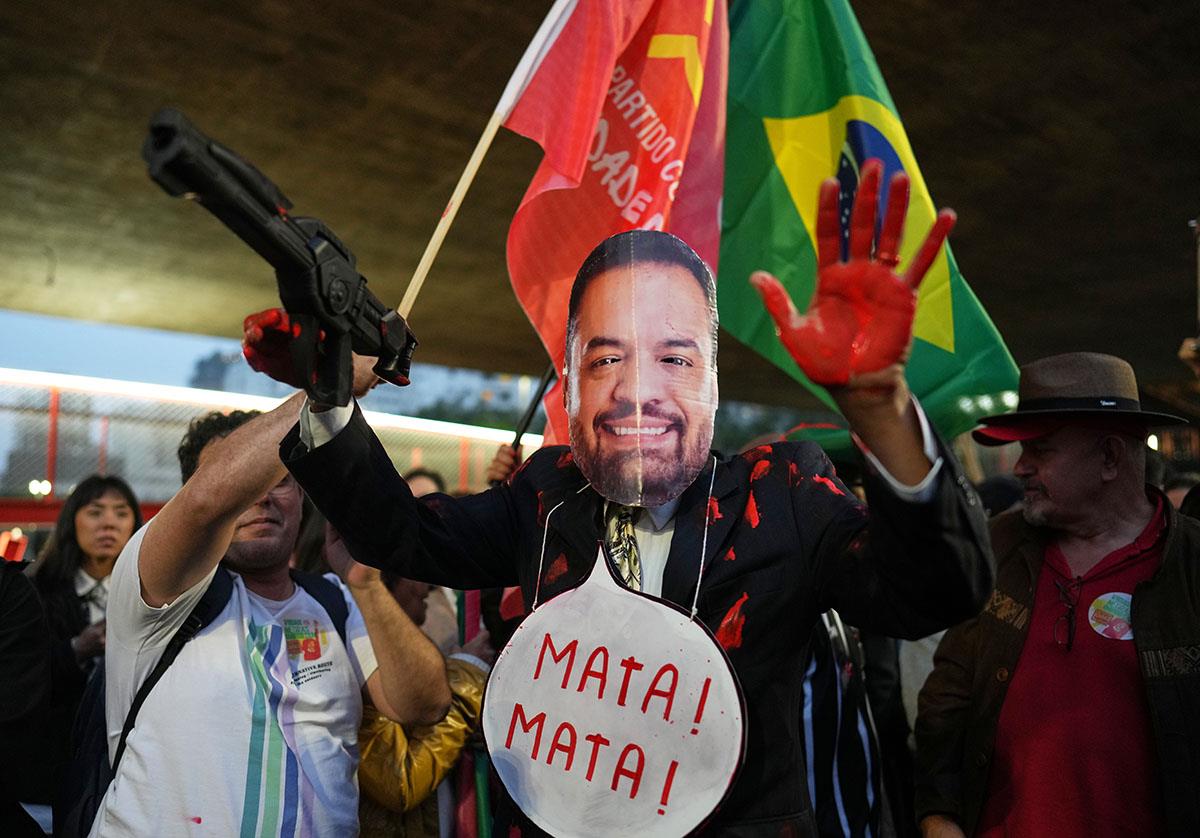 tusk04 AP Andre Penner.jpg