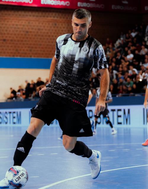 Screenshot 2025-11-02 235727.png