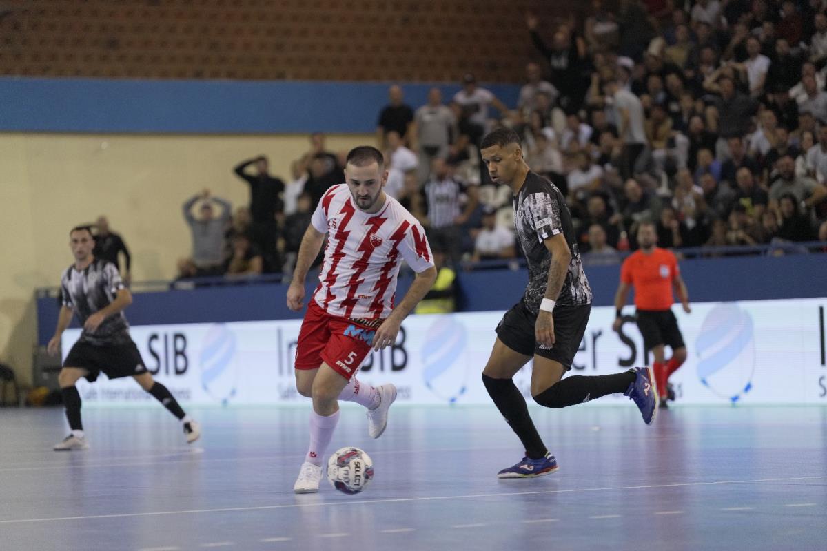 Futsal večiti derbi 16