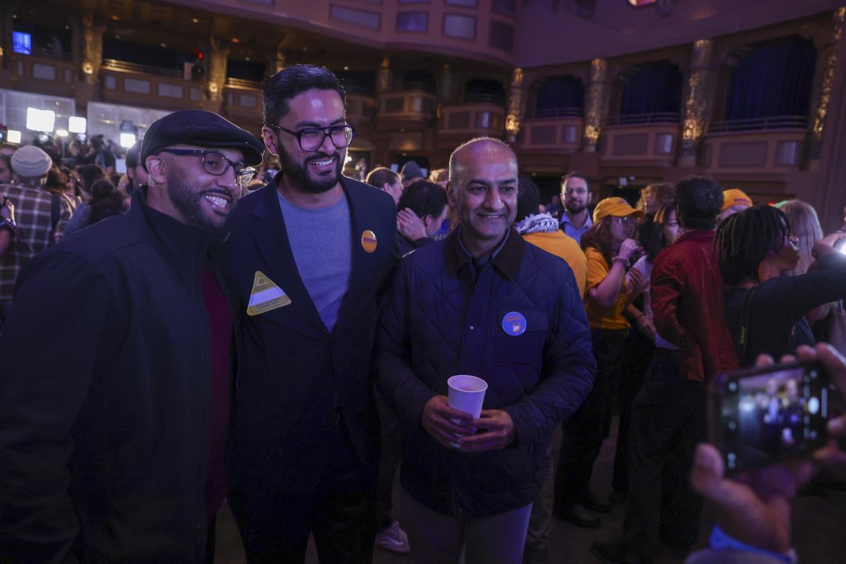 mamdani05 EPA Sarah Yenesel.jpg