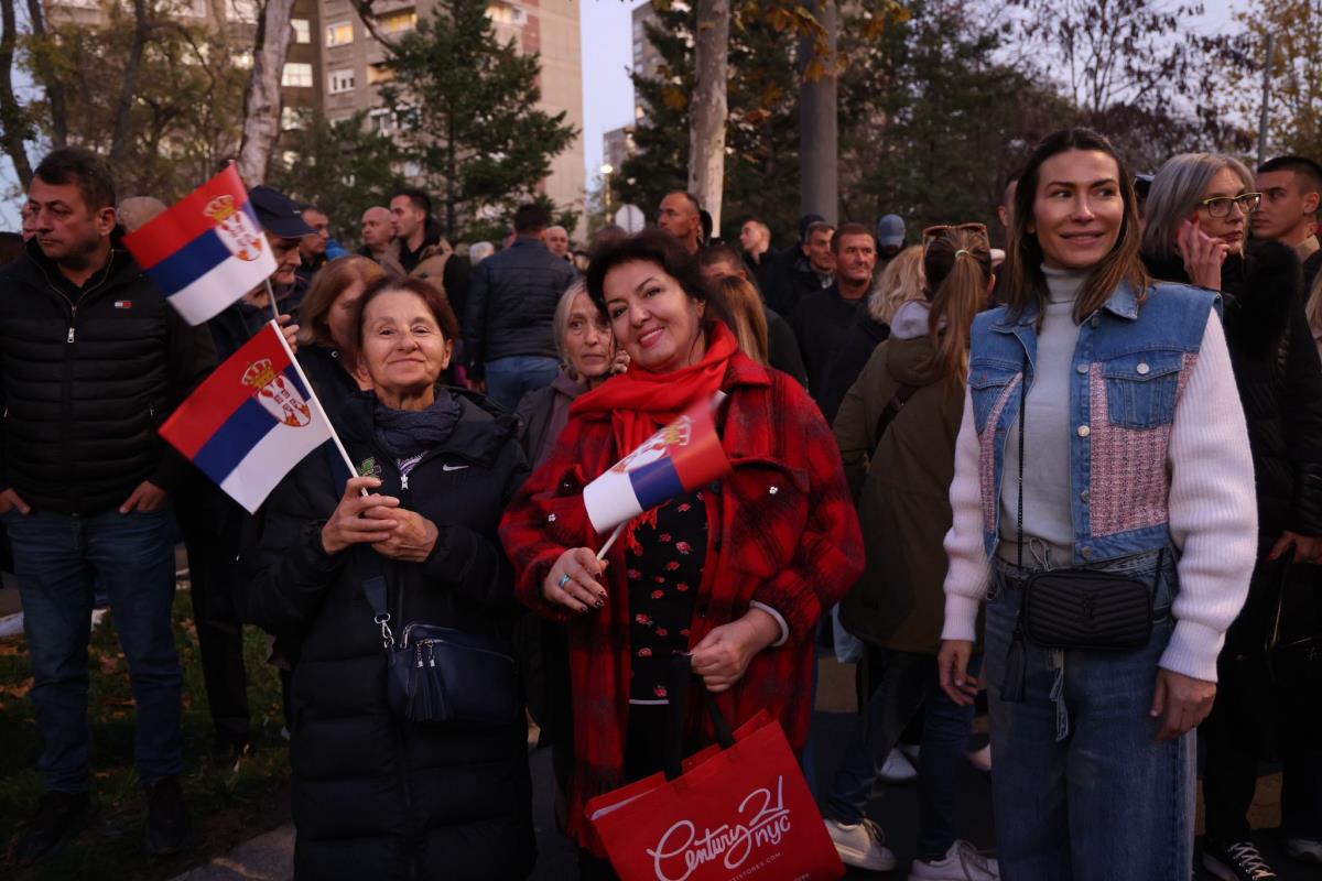 Srbi sa KIM (12).jpeg